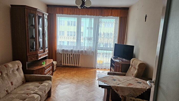 Mieszkanie 3-pokojowe na sprzedaż, Wałcz