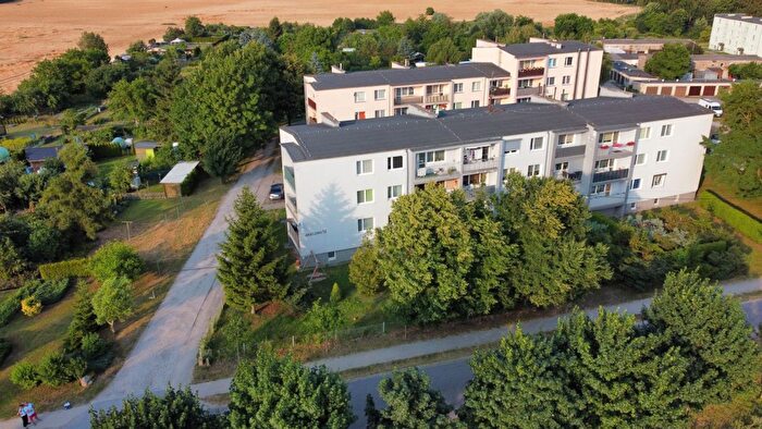 Mieszkanie 3-pokojowe na sprzedaż, Uzarzewo – Akacjowa