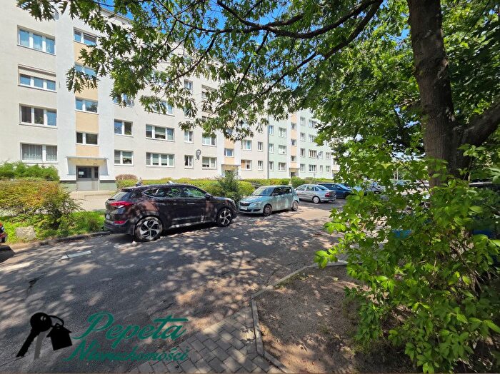 Mieszkanie 3-pokojowe na sprzedaż, Poznań – Os. Lecha