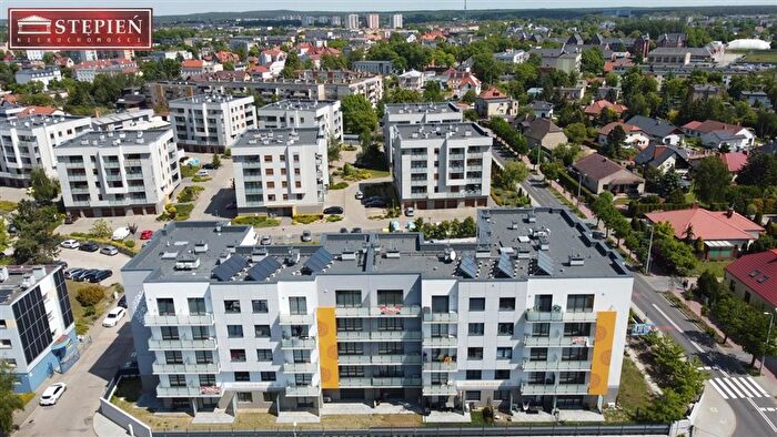 Mieszkanie 3-pokojowe na sprzedaż, Leszno