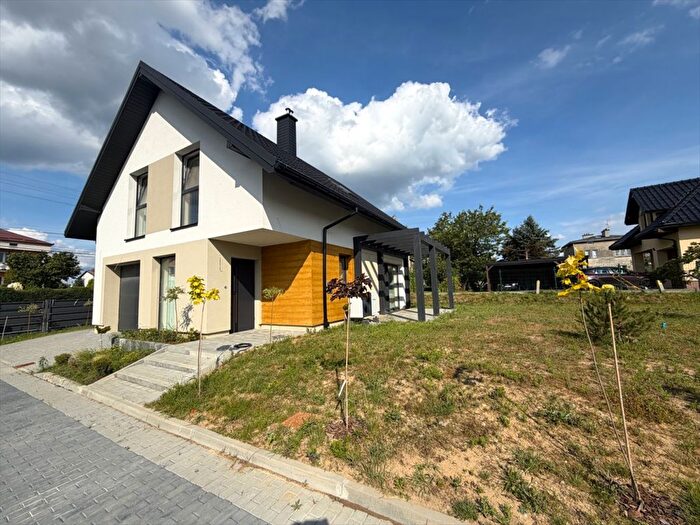 Dom 4-pokojowy na sprzedaż, Rzeszów – Podkarpacka