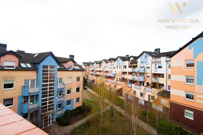 Mieszkanie 3-pokojowe na sprzedaż, Wrocław – Trawowa