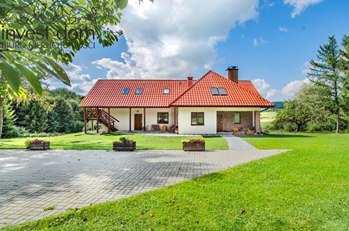 Dom 4-pokojowy na sprzedaż, Męcina Wielka