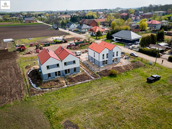 Mieszkanie 5-pokojowe na sprzedaż, Szewce