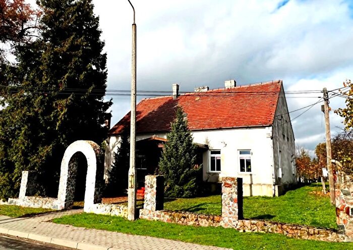 Dom 6-pokojowy na sprzedaż, Rulewo