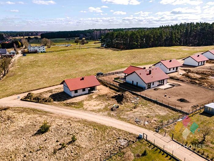 Dom 4-pokojowy na sprzedaż, Warkały