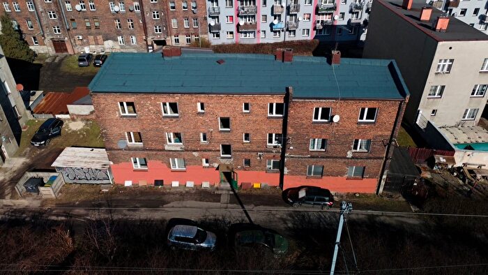 Mieszkanie 3-pokojowe na sprzedaż, Chorzów – Inwalidzka