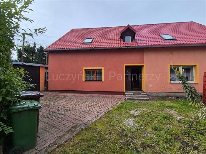 Mieszkanie 3-pokojowe na sprzedaż, Ściegny