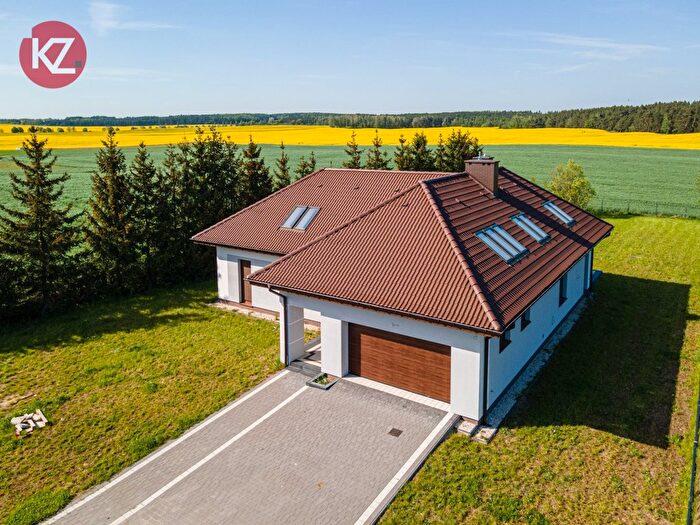 Dom 6-pokojowy na sprzedaż, Szydłowo