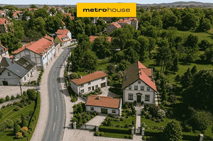 Dom 5-pokojowy na sprzedaż, Jawor