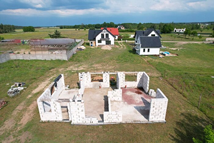 Dom 5-pokojowy na sprzedaż, Szamocin
