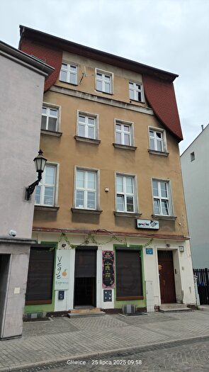 Dom 15-pokojowy na sprzedaż, Gliwice – Bednarska