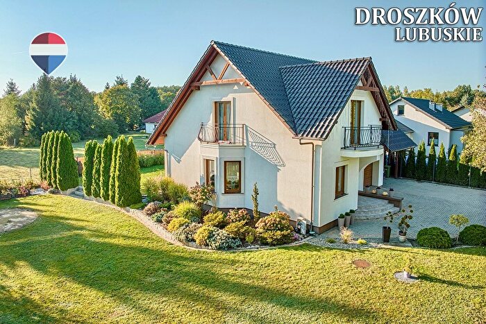 Dom 4-pokojowy na sprzedaż, Droszków