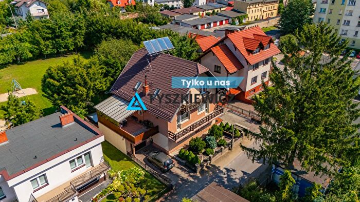 Dom 7-pokojowy na sprzedaż, Chojnice