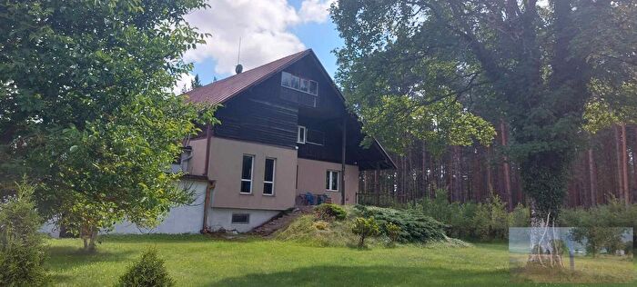 Dom 7-pokojowy na sprzedaż, Domatówko