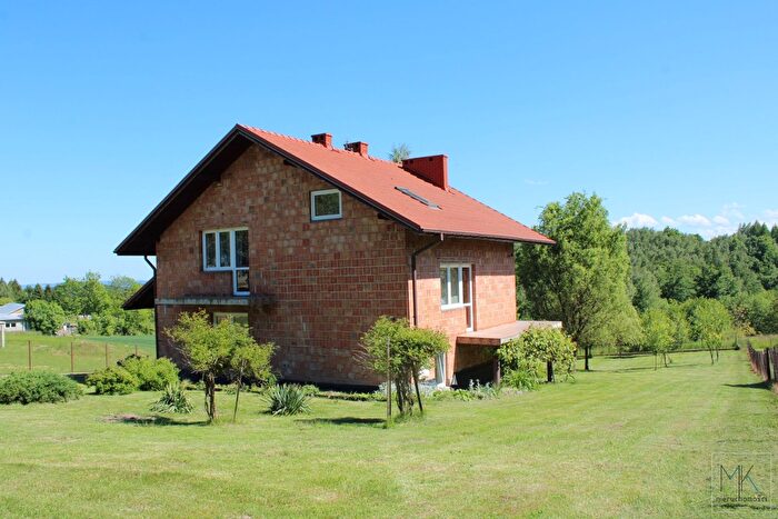 Dom 6-pokojowy na sprzedaż, Grajów