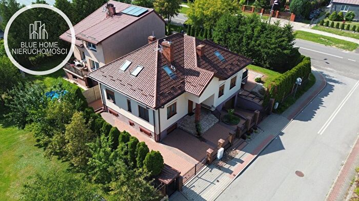 Dom 7-pokojowy na sprzedaż, Włodawa