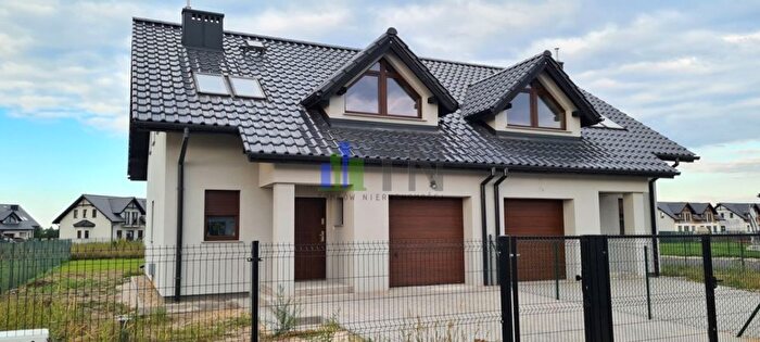Dom 5-pokojowy na sprzedaż, Czernica