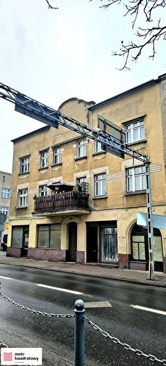 Dom 8-pokojowy na sprzedaż, Brodnica