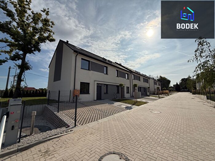 Dom 4-pokojowy na sprzedaż, Księginice