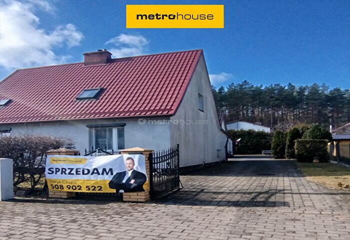Mieszkanie 3-pokojowe na sprzedaż, Kępice