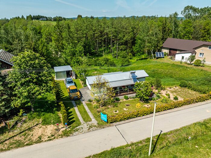 Dom 3-pokojowy na sprzedaż, Orzechówka