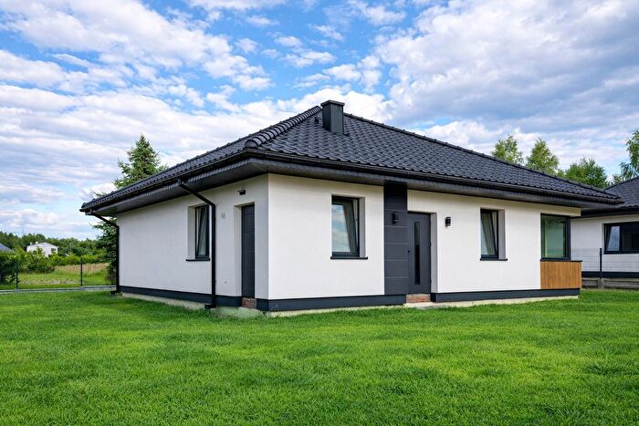 Dom 4-pokojowy na sprzedaż, Częstochowa – Bursztynowa