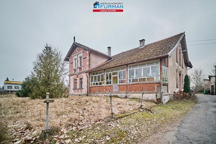 Mieszkanie 7-pokojowe na sprzedaż, Lędyczek