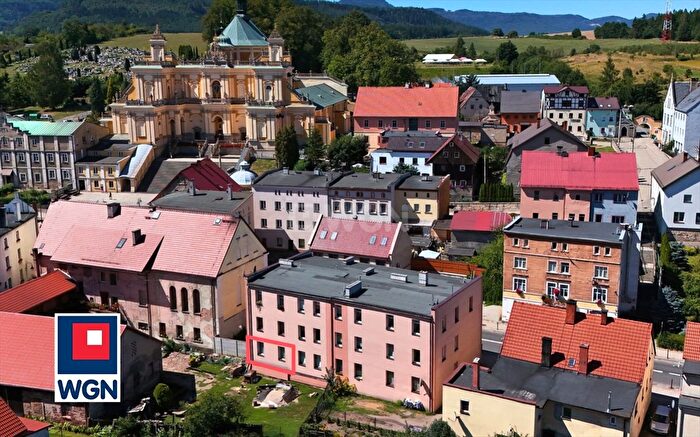 Mieszkanie 3-pokojowe na sprzedaż, Wambierzyce