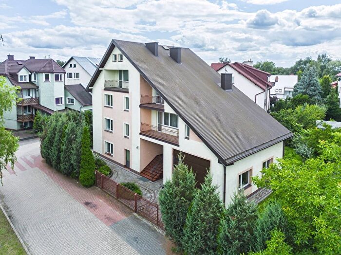 Dom 9-pokojowy na sprzedaż, Ostrołęka