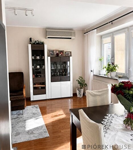Mieszkanie 4-pokojowe na sprzedaż, Warszawa – Suwalska
