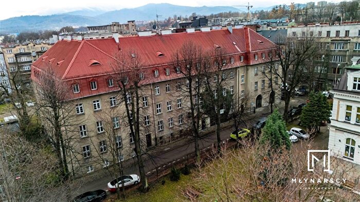 Mieszkanie 8-pokojowe na sprzedaż, Bielsko-Biała