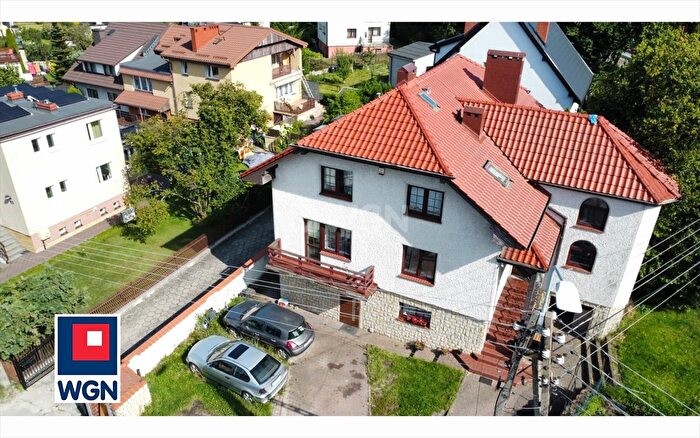 Dom 13-pokojowy na sprzedaż, Rumia