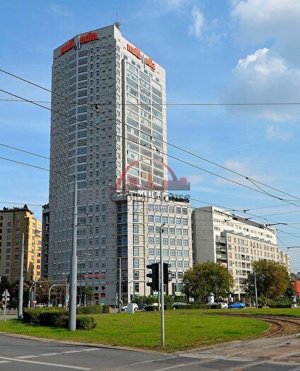 Mieszkanie 3-pokojowe do wynajęcia, Warszawa – Aleja Jana Pawła II