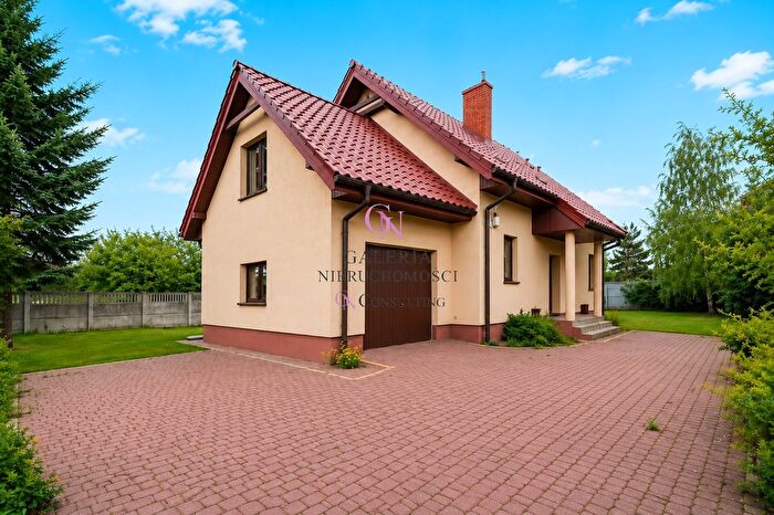 Dom 7-pokojowy na sprzedaż, Toruń – Łozowa