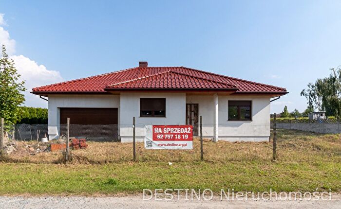 Dom 4-pokojowy na sprzedaż, Szałe