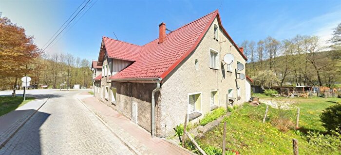 Mieszkanie 3-pokojowe na sprzedaż, Stronie Śląskie