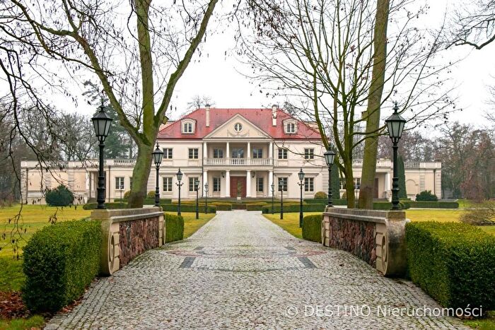 Dom na sprzedaż, Zborów