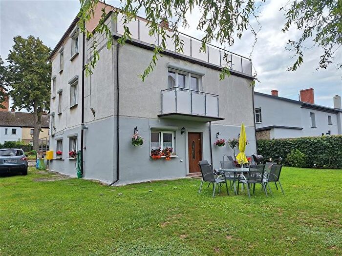 Dom 8-pokojowy na sprzedaż, Darłowo