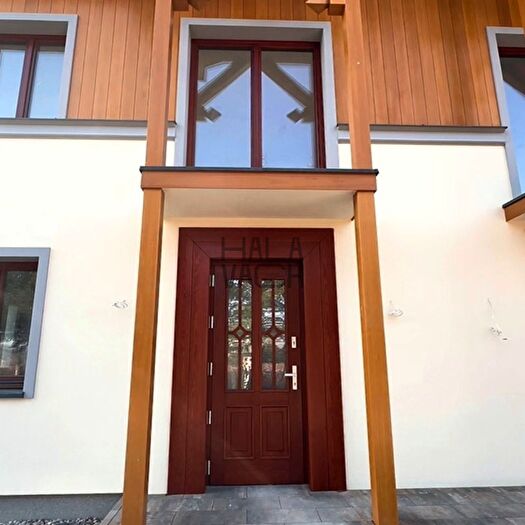 Dom 5-pokojowy na sprzedaż, Chojnów
