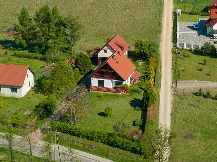 Dom 5-pokojowy na sprzedaż, Wejsuny
