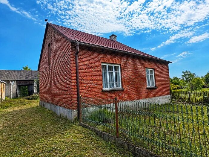 Dom 3-pokojowy na sprzedaż, Staniowice