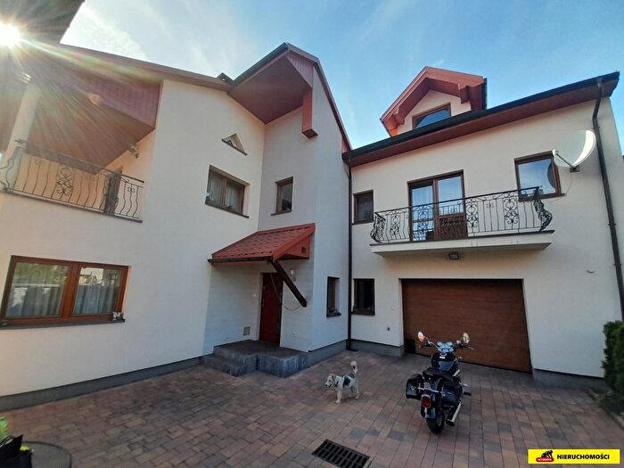 Dom 4-pokojowy na sprzedaż, Kielce