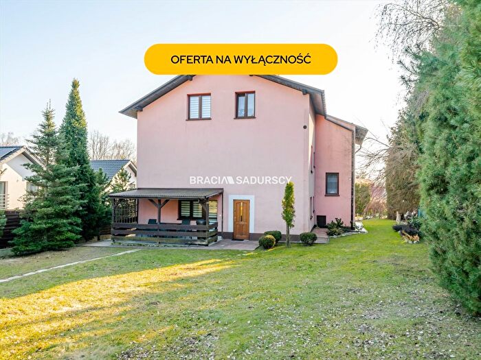 Dom 6-pokojowy na sprzedaż, Pawlikowice