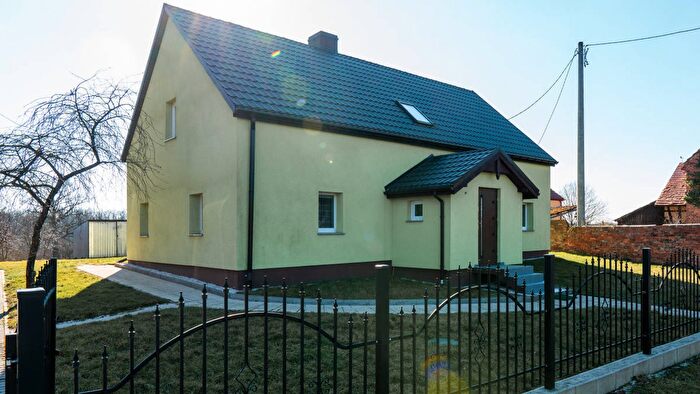 Dom 5-pokojowy na sprzedaż, Wołów