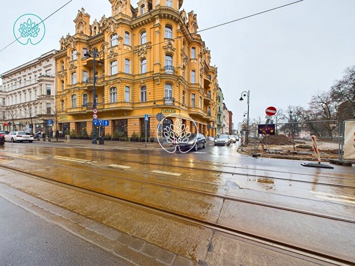 Mieszkanie 3-pokojowe na sprzedaż, Bydgoszcz – Plac Wolności