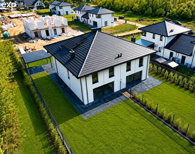 Dom 6-pokojowy na sprzedaż, Brwinów