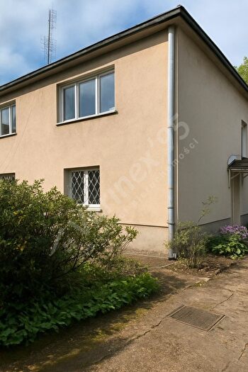 Dom 7-pokojowy na sprzedaż, Jelenia Góra – Cieplicka