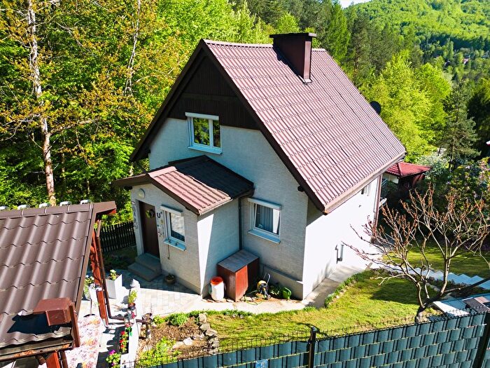 Dom 5-pokojowy na sprzedaż, Porąbka