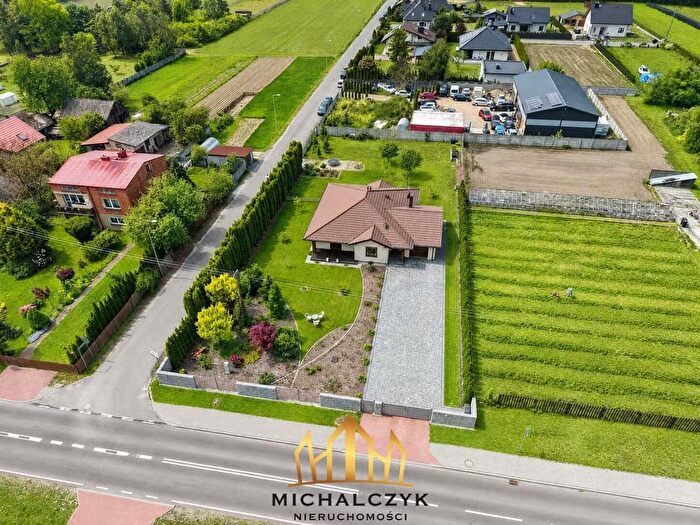 Dom 4-pokojowy na sprzedaż, Częstochowa